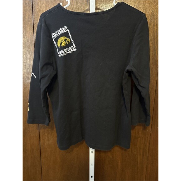 UNIVERSITY OF IOWA HAWKEYES BLING TOP/T-SHIRT W/RHINESTONES SZ XL - Picture 4 of 4
